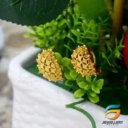 Gold Plated Gypsy Earring Stylish Beautiful for women and Girls Drop Earring Without Stone.