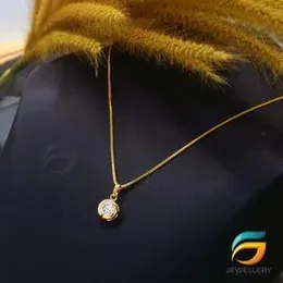 Gold Plated Guaranteed 18/24 inch 01MM Box Chain with Round Pendant with White Stone for Woman.