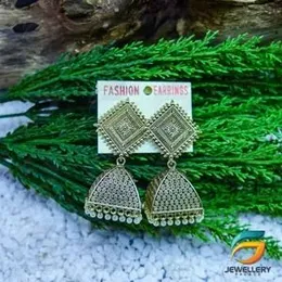 Gold Plated Traditional Ethnic Bridal Bride Wedding Bridesmaid Oxidisedr Jhumka Jhumki Earrings With Faux White Pearl Drop  for Women.