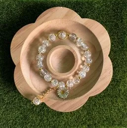 White Daisy Charm Glass Bead Bracelet for Women, Women's Fashion Jewelry Gift, Perfect Gift Idea