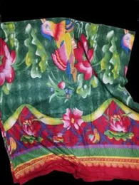 Vibrant Parrot & Tropical Flower Print Bedsheet â 6Ã5