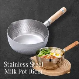 Stainless steel 16cm saucepan with a wooden handle