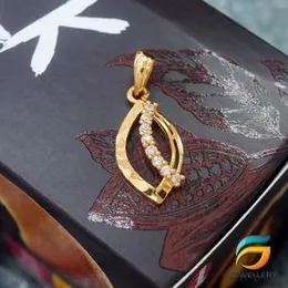 Gold Plated Pendant Leaf Pendant With Stone For Ladies Fashion Stylish Rich Look Pendant For Women.