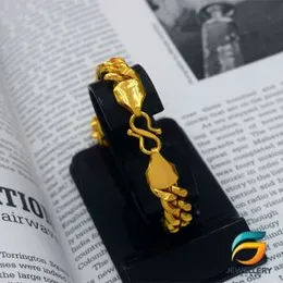Gold Plated Stylish Machine Cut Albert Bracelet For Gents 08MM.