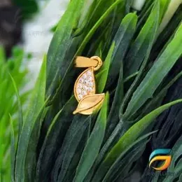 22 KT Yellow Gold Bee Charm Stylish Fashion Pendant  For Women.