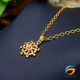 Gold Plated 04mm Machine Cut Link Chain Guaranteed 18/24 inch Chain with Flower Sun Pendant Necklace for ladies.