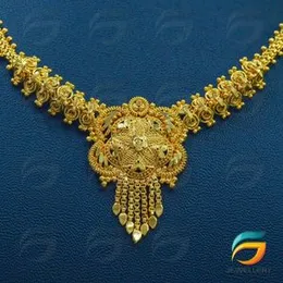 New Arrival Necklace  With Five Heart Pendent Short Thali Chain For Women.
