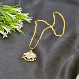 Gold plated Elegant 4mm bismark multicolor flower Stone pendant.