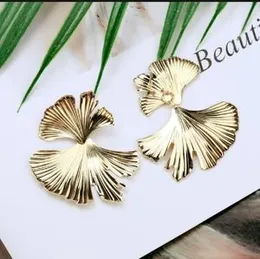 Big Ginkgo Sector Leaf Earrings for Women Metal Drop Earring Party Jewelry Valentine's Day Girl Gift