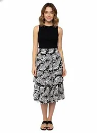 Layered skirt BG106D