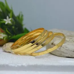 Gold Plated Guarantee Cartier Bangle for Women Bangle Fashion Style Steel Bracelet.