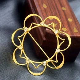 New Arrivals ESH Gold plated Fashion Stylish Round design saree Brooch Saree Pin With Fixed White Stone For Women