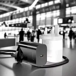 20W   PD   +   QC3.0   UK   Plug   Super   Fast   Charger   AY-006