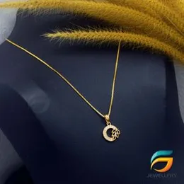 Gold Plated Guaranteed 18/24 inch 01mm Box Chain with Round Pendant With Leaf Necklace for Ladies.