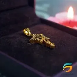 Gold Plated Star Pendant Fashion and Stylish New Design With White Stone For Women.