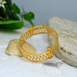 Gold Plated Expandable Free Size  Baby Bangle Family Love Gifts Jewelry For Baby.