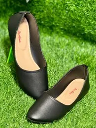 Girls Flat Court Shoes 36-41