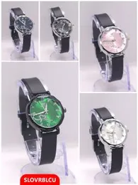 FASHION RUBBER STRAP WATCH FOR LADIES