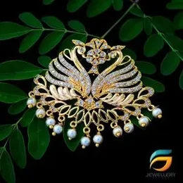 22kt Gold plated Big Hansa puttuwa Pendant With White Stone.