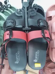 Queen's Walk sandals.