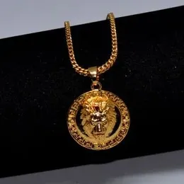 𝐠𝐨𝐥𝐝 𝐩𝐥𝐚𝐭𝐞𝐝 𝟏.𝟗𝐦𝐦 𝐟𝐨𝐱 𝐬𝐢𝐧𝐠𝐚𝐩𝐨𝐫𝐞 𝐜𝐡𝐚𝐢𝐧 𝐰𝐢𝐭𝐡 𝐩𝐞𝐧𝐝𝐚𝐧𝐭≥