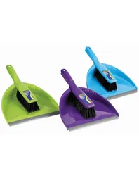 Dustpan with rubber lip and hand brush made of plastic