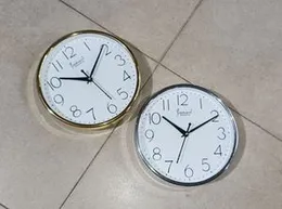 Classic Wall clock Quartz 8inch Beautiful Round Clock