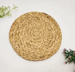 6inches diameter table mats ( 6 pieces ).