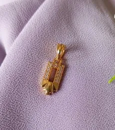 𝐆𝐨𝐥𝐝 𝐏𝐥𝐚𝐭𝐞𝐝 𝐁𝐨𝐱 𝐒𝐭𝐨𝐧𝐞 𝐏𝐞𝐧𝐝𝐚𝐧𝐭.