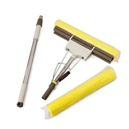 Self-Squeezing Floor Mop