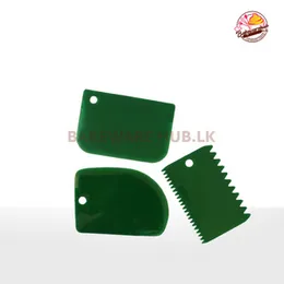 Plastic Cake Scraper Set – 3pcs | Icing Smoother, Fondant Scraper & Jagged Edge Spatula