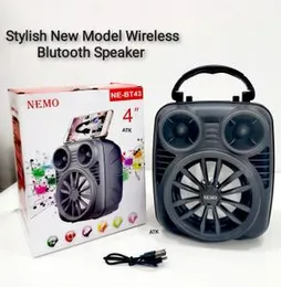 Wireless rechargeable Bluetooth speaker