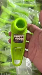 Home Garlic Grinder Creative Garlic Cutter Kitchen Onion Ginger Garlic Grinder Kitchen Multifunctional Gadgets