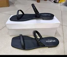 Ladies Flat Slippers Fashion Slippers