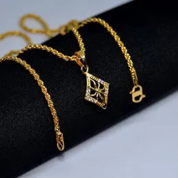 Gold plated Guaranteed 18 Inch Thin Stylish Chain Beautiful Design With Stone Pendant