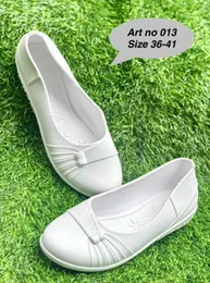 Ladies Flat Waterproof New Slip on Shoes