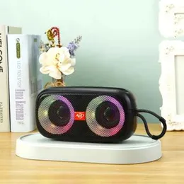 AQ-556 Rgb Flashlight Wireless Bluetooth Speaker Fm Radio, Stable Performance Bluetooth 5.0