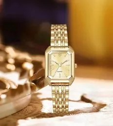New Luxury Women Watches Fashion Simple Square Quartz Watch Casual Women Watch Business Folding Alloy Ladies Clock Relogio Feminine