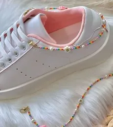 Shoe back chain with multi colour .