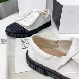 LOEWE Wear resistant And Lightweight Low Top Canvas Shoes Women's White