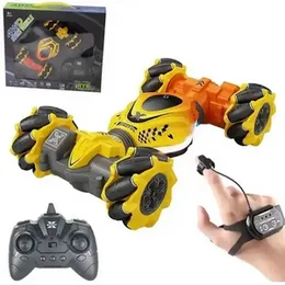 Boys Toy Mini Stunt Car Remote Controller Watch Control 1:24 scale 2.4Ghz 4WD Twist Car (0357)