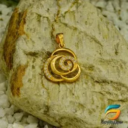 Gold Plated Triple Derana Pendant Guarantee Fashion and Stylish Design for Women