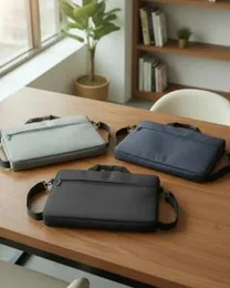 15inch Lightweight Laptop Bag Waterproof and Wear One-Shoulder Laptop Case