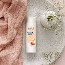 LAKMÉ Peach Milk Moisturizer SPF 24 moisturiser all skin types Sunscreen Lotion, 60ml   sun screen  cream
