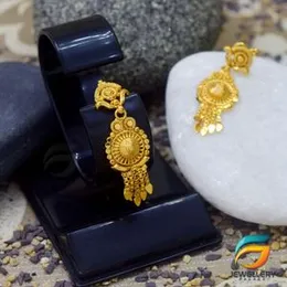 Gold Plated Stylish Beautiful Earring Without Stone for women and Girls Screw Back.