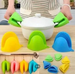 2Pc Kitchen Silicone Heat Resistant Gloves Insulation Non Stick Anti-Slip Pot Bowel Holder Clip Cooking Baking Oven Mitts