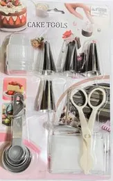 Professional Cake Decorating Tools Set