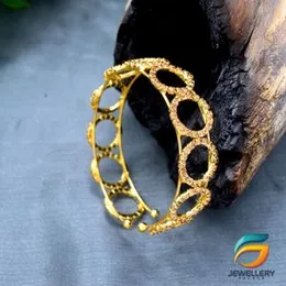 Gold Plated LCD Bangal Stylish Rich Look Guaranteed With White Stone For Women & Girls.