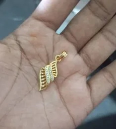 Gold plated leaf model Pendent