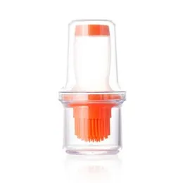Extruded silicone oil brush